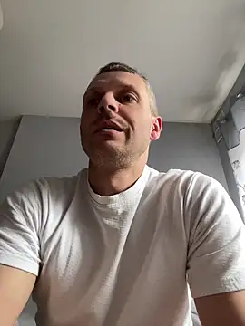 ChiefApron5 online show from 06-06-26, 02:22
