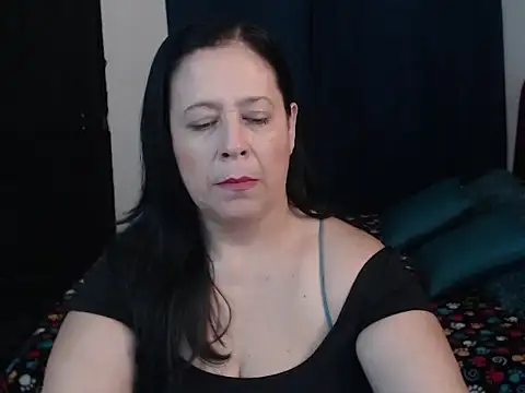 carlareyesk977 online show from 06-08-26, 05:46