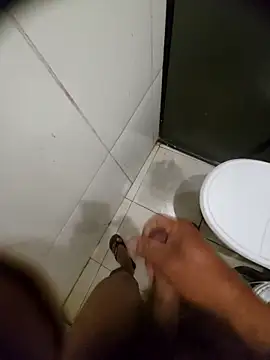 rnatinho67 online show from 04-02-26, 09:29