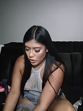 aleenavarro online show from 06-08-26, 02:23