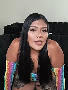 aleenavarro online show from 06-18-26, 10:25