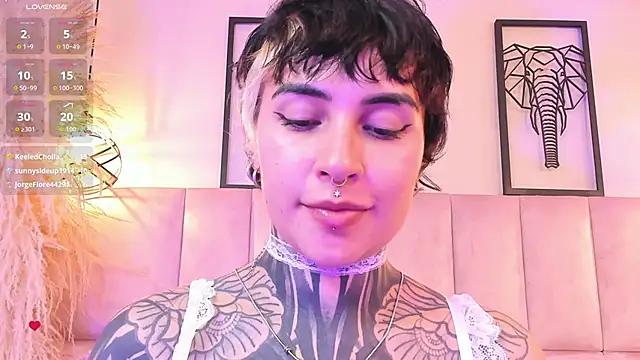 Luana fiore online show from 05-16-26, 07:56
