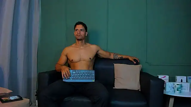 dominc berry online show from 07-18-26, 12:31