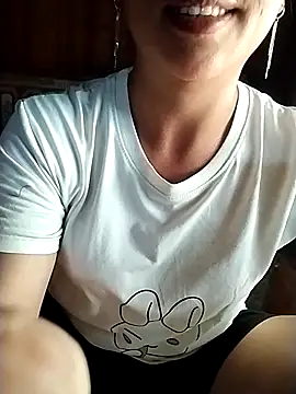 Snapshot of Lisa-aa chatting on 04-09-26, 05:18 Lisa-aa online show from 04-09-26, 05:18