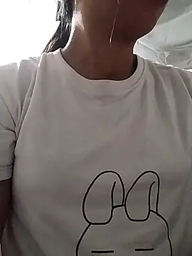 Snapshot of Lisa-aa chatting on 04-10-26, 09:08 Lisa-aa online show from 04-10-26, 09:08