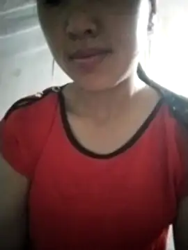 Snapshot of Lisa-aa chatting on 04-18-26, 10:32 Lisa-aa online show from 04-18-26, 10:32