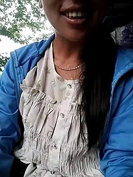 Snapshot of Lisa-aa chatting on 05-08-26, 10:31 Lisa-aa online show from 05-08-26, 10:31