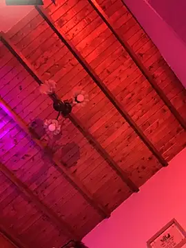 Violett Sykes online show from 04-03-26, 05:38