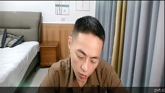 Snapshot of davidboys chatting on 06-02-26, 02:24 davidboys online show from 06-02-26, 02:24