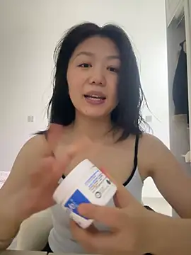 Snapshot of Shanshan_1267 chatting on 05-23-26, 02:32 Shanshan 1267 online show from 05-23-26, 02:32
