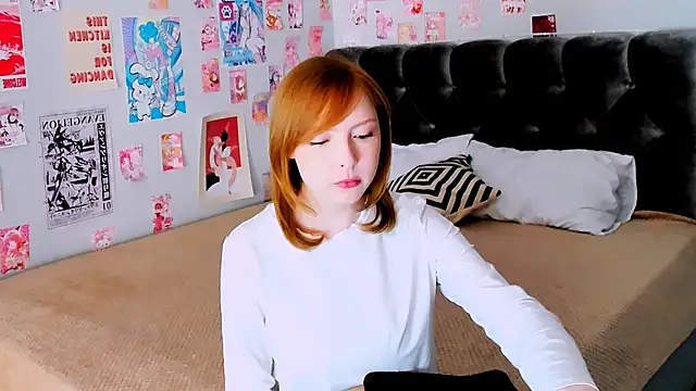CherryCrushLove online show from 04-21-26, 05:58