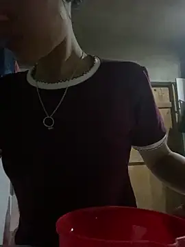 Snapshot of Elisa-a chatting on 04-07-26, 11:04 Elisa-a online show from 04-07-26, 11:04