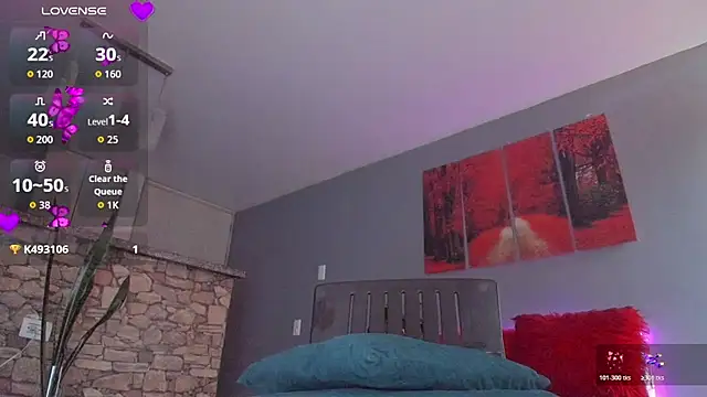 IzamarQueen1 online show from 04-15-26, 07:43