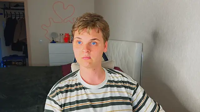 EvincedHook online show from 04-03-26, 01:20