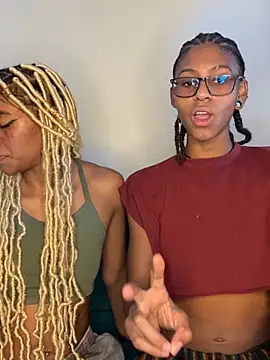 Sun lynx Love online show from 04-06-26, 10:11