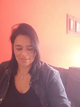 Snapshot of lucianamorocha chatting on 06-02-26, 04:09 lucianamorocha online show from 06-02-26, 04:09