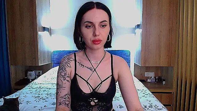 Sour Berry  online show from 05-12-26, 04:37