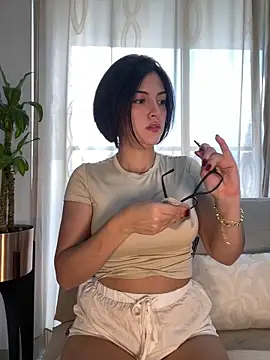 SeleneHale online show from 04-16-26, 09:15