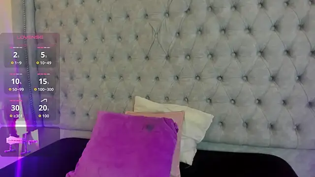 Snapshot of Gyal_Smith chatting on 06-26-26, 03:44 Gyal Smith online show from 06-26-26, 03:44