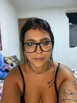 Mia milf x online show from 05-22-26, 11:10