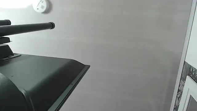 ViviJones online show from 06-19-26, 07:17
