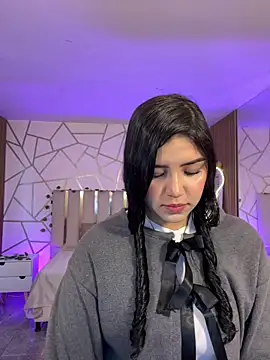 Snapshot of ELA_TAY1 chatting on 05-15-26, 12:45 ELA TAY1 online show from 05-15-26, 12:45