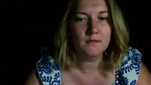 Snapshot of TinaKittyX chatting on 06-09-26, 09:37 TinaKittyX online show from 06-09-26, 09:37