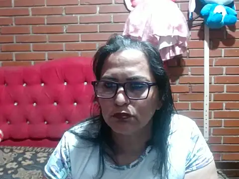 kristalmarelyn online show from 05-31-26, 06:10