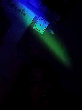 Snapshot of Aurora-Luz chatting on 04-07-26, 10:15 Aurora-Luz online show from 04-07-26, 10:15