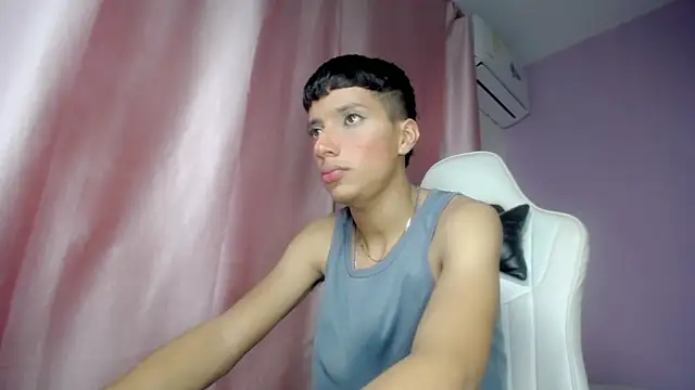 Yei lee  online show from 04-28-26, 03:11