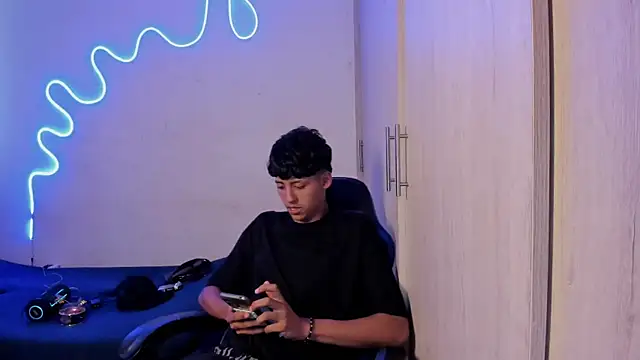 dante martinez online show from 04-01-26, 07:22