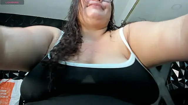 Snapshot of AbbyRogers1 chatting on 05-28-26, 04:43 AbbyRogers1 online show from 05-28-26, 04:43