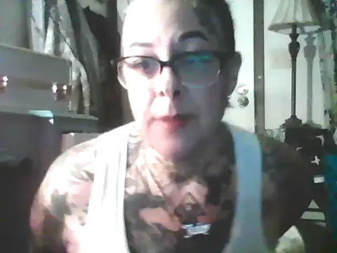 Snapshot of Kitty_bang chatting on 04-23-26, 03:08 Kitty bang online show from 04-23-26, 03:08