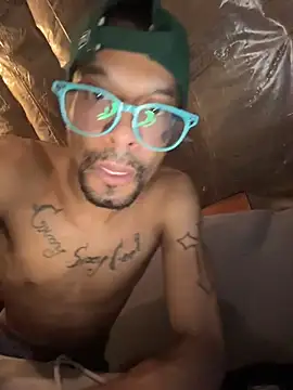 Snapshot of JRNBLU44 chatting on 04-14-26, 06:19 JRNBLU44 online show from 04-14-26, 06:19