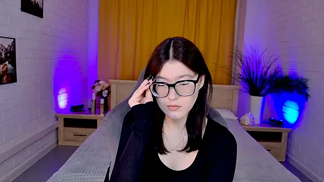 JennyGibson online show from 04-17-26, 05:32