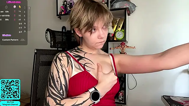 MadalynNosel online show from 05-12-26, 07:16