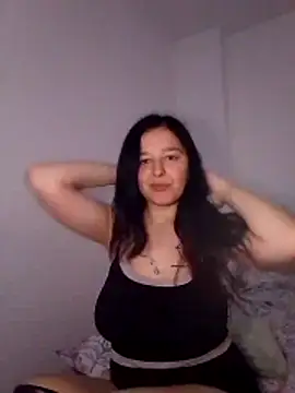 Snapshot of EmmaWillow chatting on 04-08-26, 10:26 EmmaWillow online show from 04-08-26, 10:26