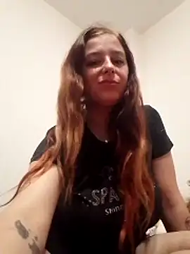 Snapshot of EmmaWillow chatting on 05-14-26, 01:51 EmmaWillow online show from 05-14-26, 01:51