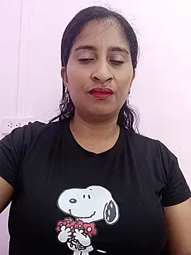 Snapshot of SofiaMendez1_ chatting on 05-02-26, 06:13 SofiaMendez1 online show from 05-02-26, 06:13
