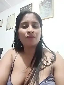 Snapshot of SofiaMendez1_ chatting on 05-27-26, 03:25 SofiaMendez1 online show from 05-27-26, 03:25