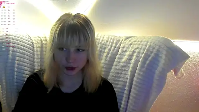 MiaKimiko online show from 06-09-26, 02:01