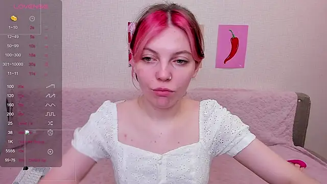 Marie Reyess online show from 06-07-26, 05:44