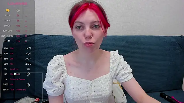 Marie Reyess online show from 06-11-26, 06:44