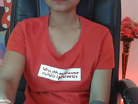 pari darling online show from 04-16-26, 02:23