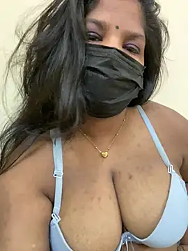 Snapshot of Shalu_naughty69 chatting on 06-10-26, 03:18 Shalu naughty69 online show from 06-10-26, 03:18
