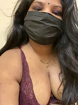 Snapshot of Shalu_naughty69 chatting on 07-05-26, 04:19 Shalu naughty69 online show from 07-05-26, 04:19
