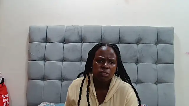 SexiestChoc online show from 04-12-26, 05:40