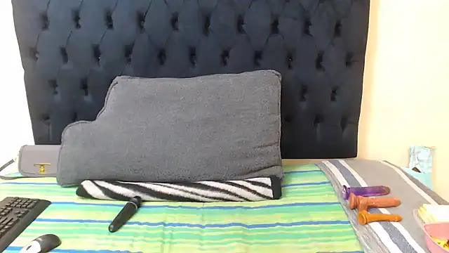 SexiestChoc online show from 05-06-26, 06:13