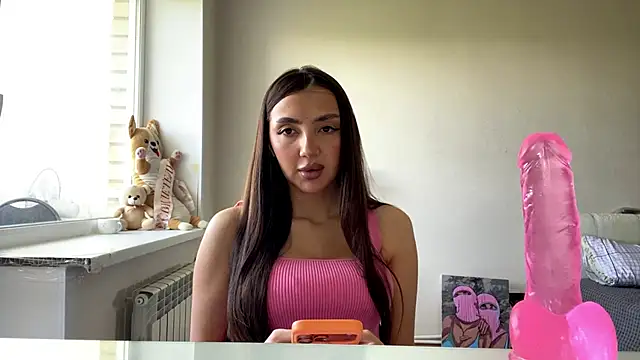 AlvinaMair online show from 05-19-26, 06:42