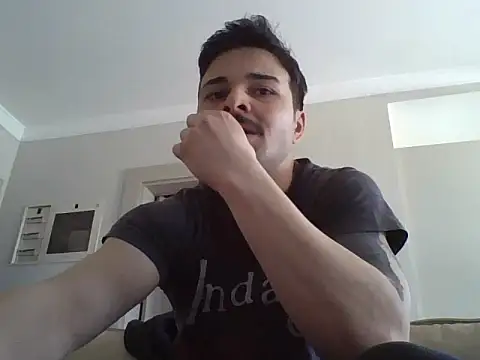Snapshot of Hayat2Bilet chatting on 04-11-26, 11:25 Hayat2Bilet online show from 04-11-26, 11:25